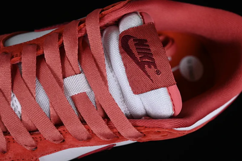 All categories Nk SB Dunk series Nk SB Dunk Low low-top sneakers Nk SB Dunk Low Retro "Valentine's Day 2024" White Rose Red Valentine's Day SB low-top casual sports skateboard shoes FQ7056-100